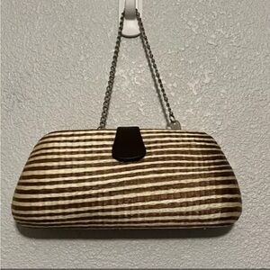Vintage Le Sac Straw Round Hard Case Snap Button Closure Purse With Chain Handle